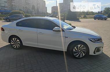 Седан Volkswagen e-Bora 2019 в Киеве