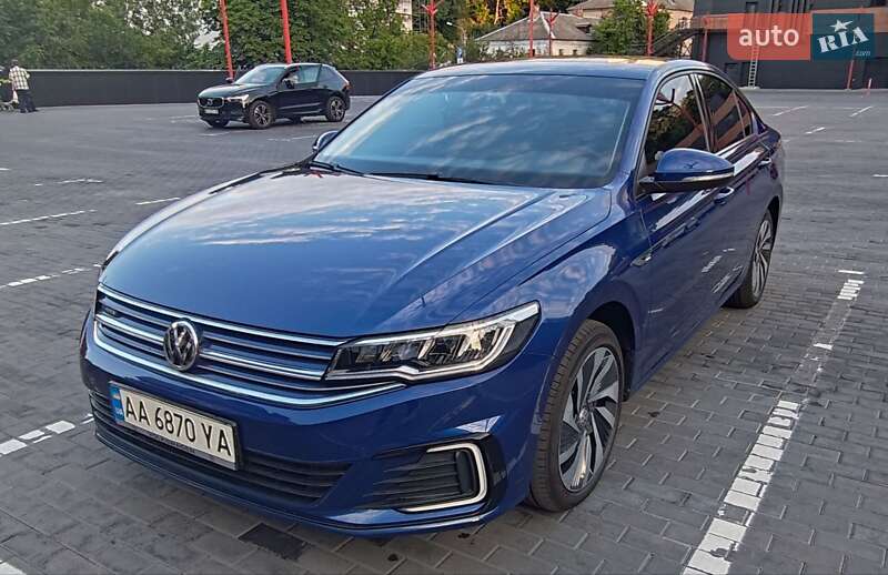 Volkswagen e-Bora 2019
