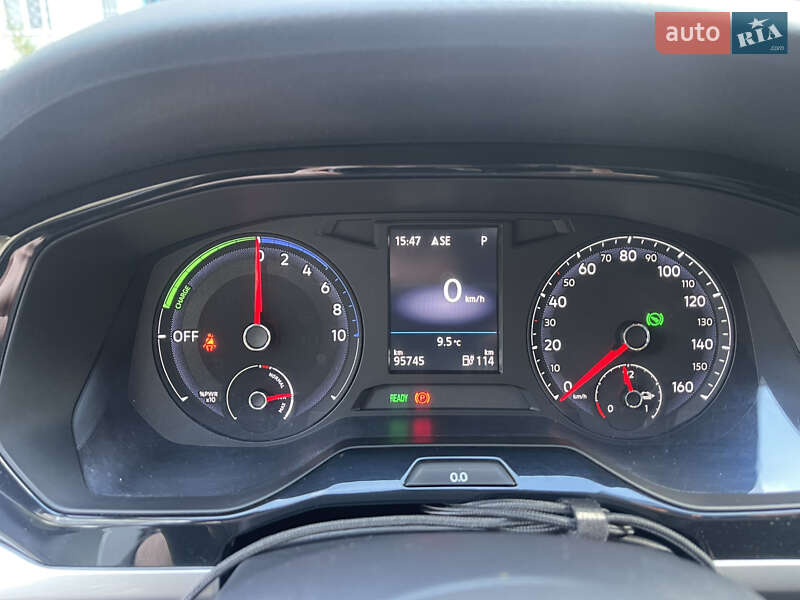 Седан Volkswagen e-Bora 2019 в Києві