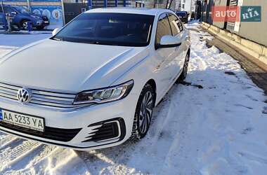 Седан Volkswagen e-Bora 2019 в Киеве