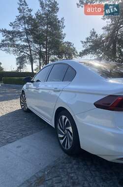Седан Volkswagen e-Bora 2019 в Днепре