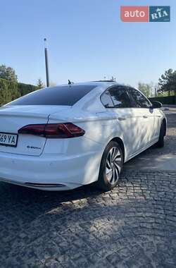 Седан Volkswagen e-Bora 2019 в Дніпрі