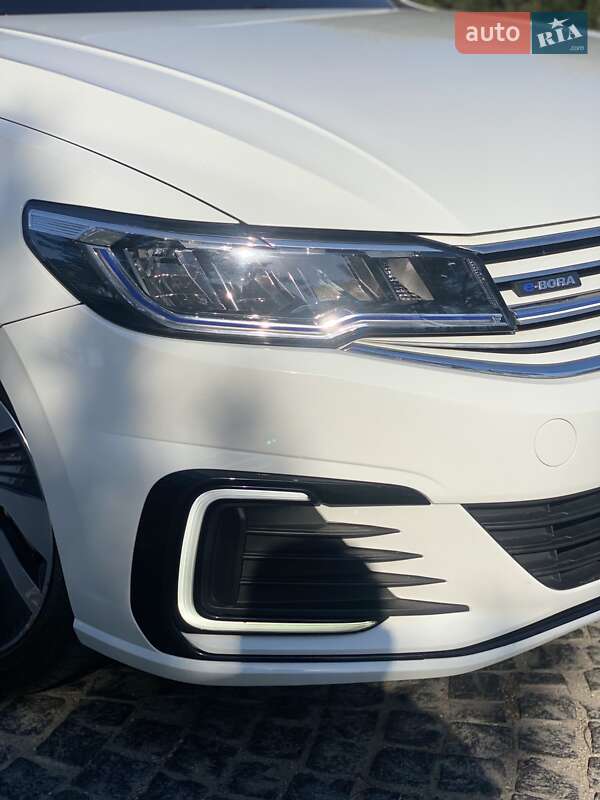 Седан Volkswagen e-Bora 2019 в Дніпрі