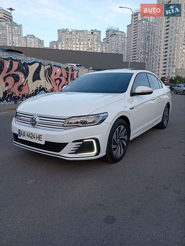 Седан Volkswagen e-Bora 2019 в Киеве фото 27 Седан Volkswagen e-Bora 2019 в Киеве