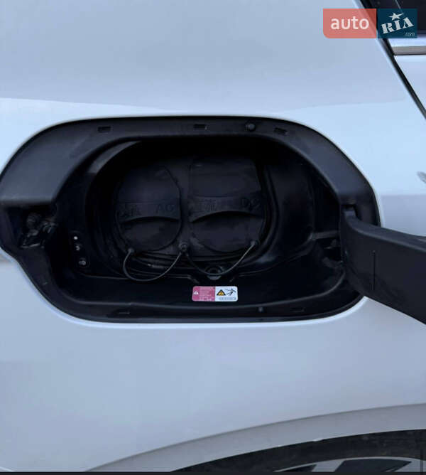 Седан Volkswagen e-Bora 2019 в Тернополе