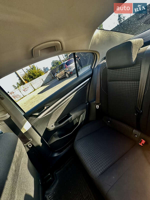 Седан Volkswagen e-Bora 2020 в Коцюбинском