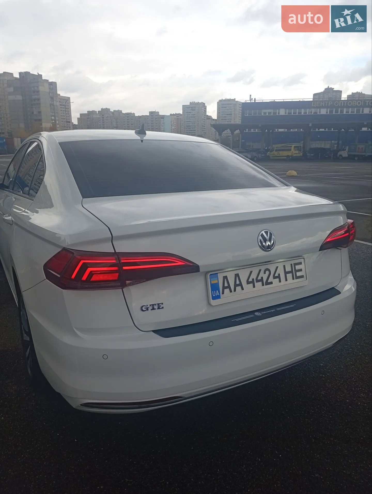 Volkswagen e-Bora 2019