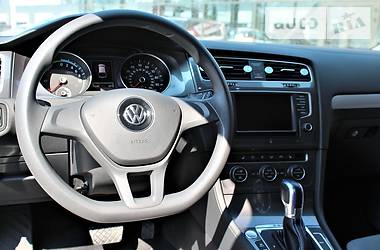 Хэтчбек Volkswagen e-Golf 2016 в Киеве