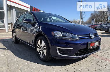 Хетчбек Volkswagen e-Golf 2019 в 