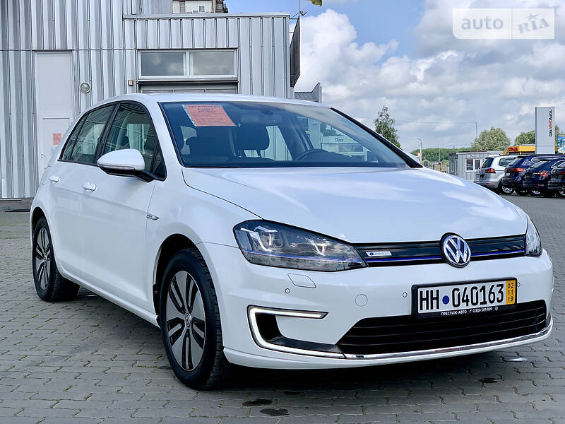 Хетчбек Volkswagen e-Golf 2016 в Хмельницькому