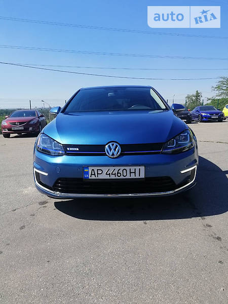 Хэтчбек Volkswagen e-Golf 2014 в Запорожье