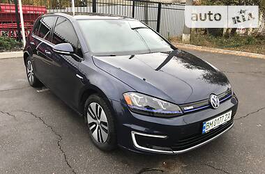 Хетчбек Volkswagen e-Golf 2015 в Сумах