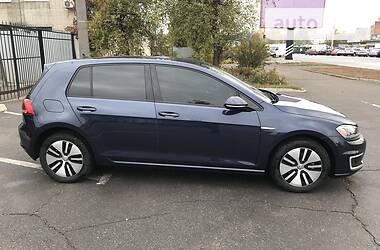 Хетчбек Volkswagen e-Golf 2015 в Сумах