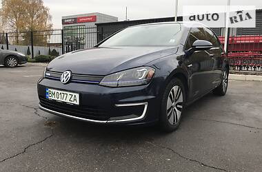 Хетчбек Volkswagen e-Golf 2015 в Сумах