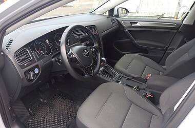 Хетчбек Volkswagen e-Golf 2018 в 