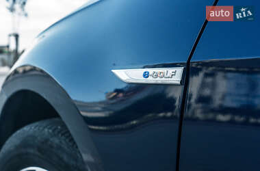 Хэтчбек Volkswagen e-Golf 2019 в Ужгороде