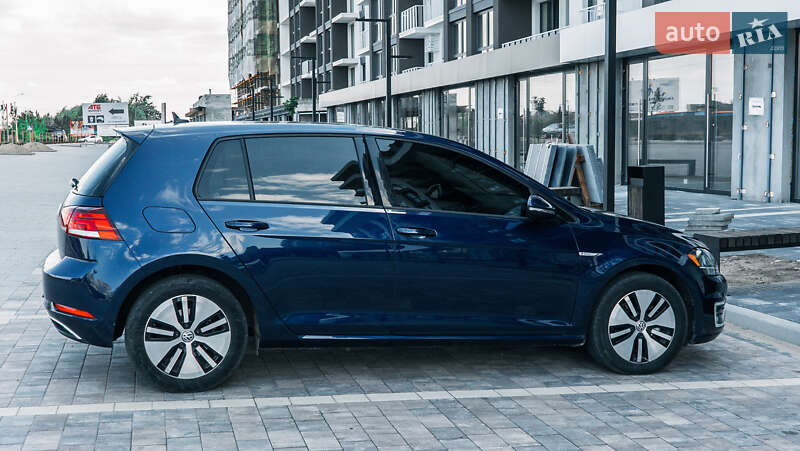 Хэтчбек Volkswagen e-Golf 2019 в Ужгороде