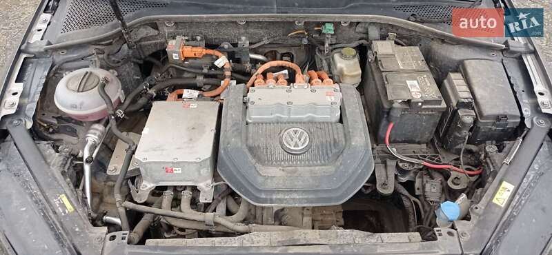 Хетчбек Volkswagen e-Golf 2016 в Жовкві
