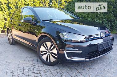 Хэтчбек Volkswagen e-Golf 2015 в Луцке