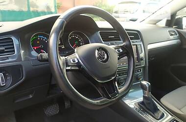 Хэтчбек Volkswagen e-Golf 2015 в Луцке