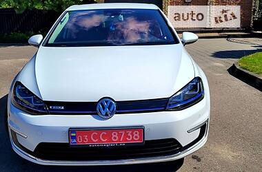Седан Volkswagen e-Golf 2015 в Тернополе