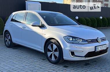 Хетчбек Volkswagen e-Golf 2017 в Львові