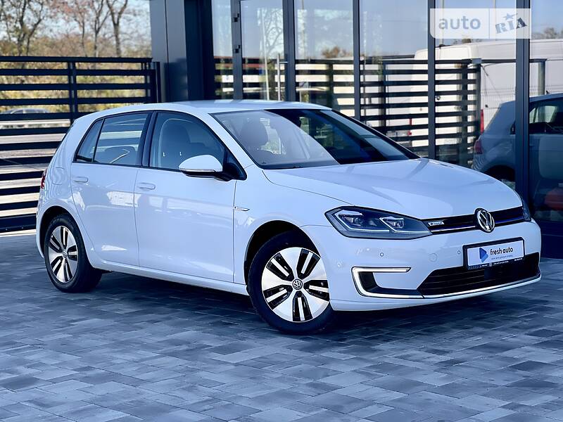 Хэтчбек Volkswagen e-Golf 2018 в Ровно
