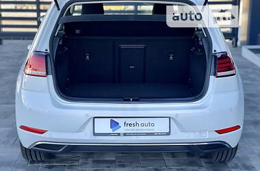 Хэтчбек Volkswagen e-Golf 2018 в Ровно