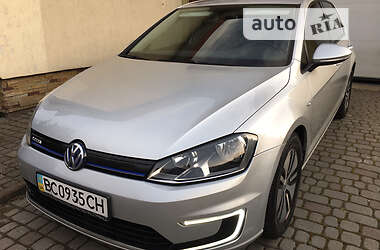 Хетчбек Volkswagen e-Golf 2015 в Львові