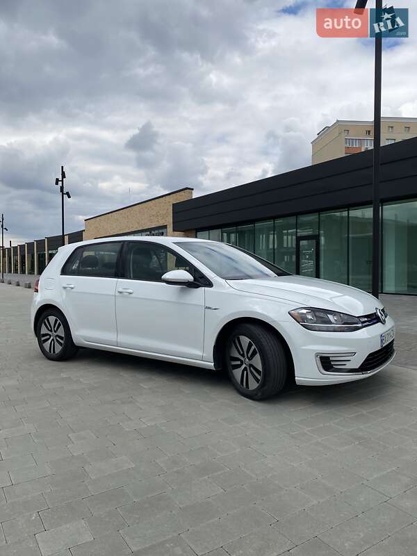 Хэтчбек Volkswagen e-Golf 2019 в Хмельницком