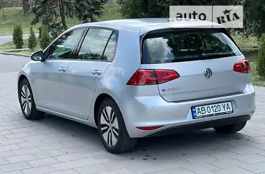 Volkswagen e-Golf 2015