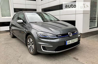 Хетчбек Volkswagen e-Golf 2018 в Києві