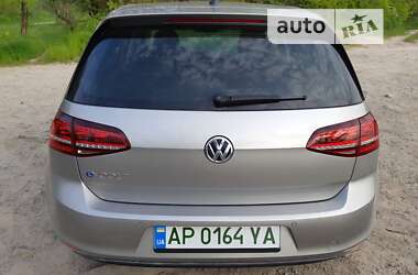 Хетчбек Volkswagen e-Golf 2014 в Запоріжжі