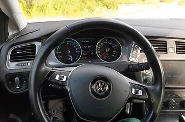 Хэтчбек Volkswagen e-Golf 2014 в Запорожье