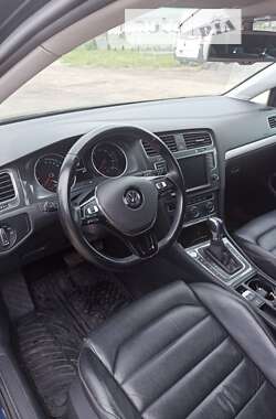 Хетчбек Volkswagen e-Golf 2014 в Самборі