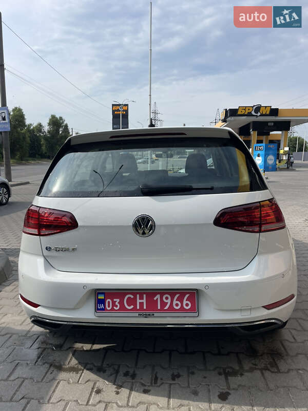 Хетчбек Volkswagen e-Golf 2020 в Дніпрі