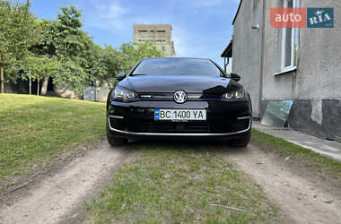 Хэтчбек Volkswagen e-Golf 2015 в Львове