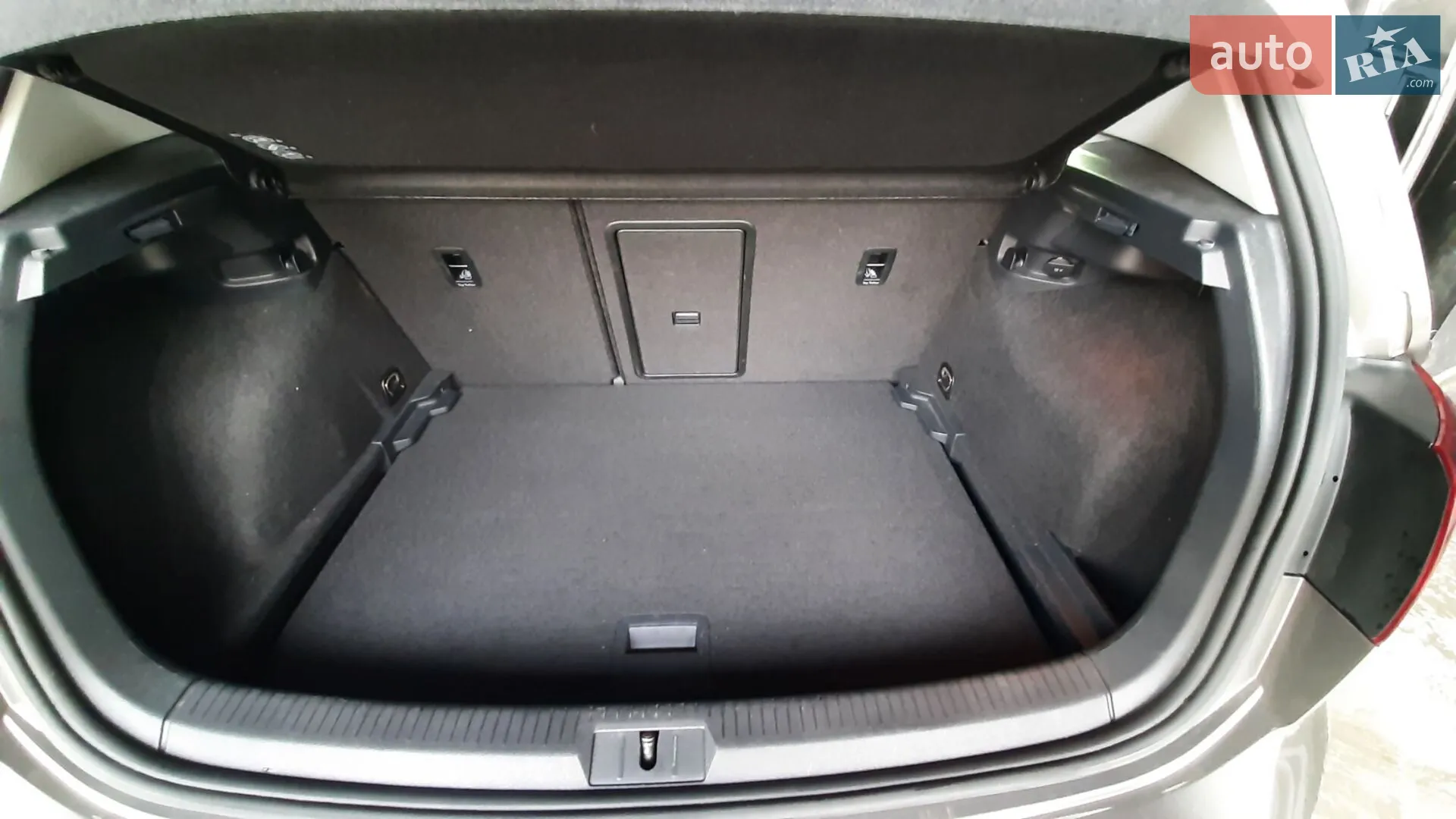 2015 Volkswagen Golf - мініатюра 32