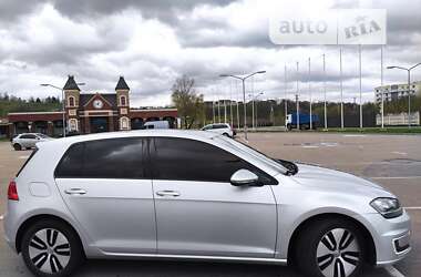 Хэтчбек Volkswagen e-Golf 2015 в Киеве