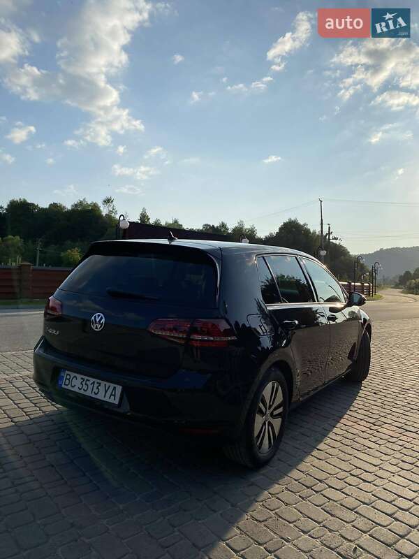 Хэтчбек Volkswagen e-Golf 2015 в Старом Самборе