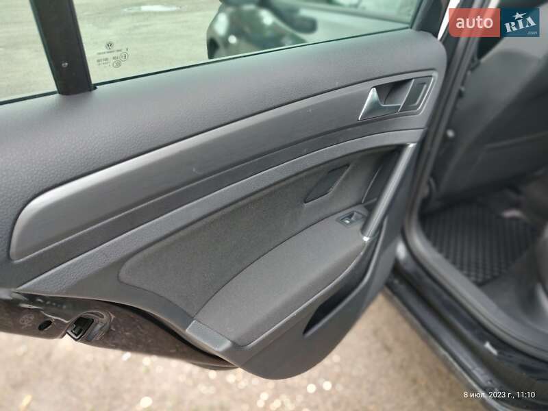 Хетчбек Volkswagen e-Golf 2020 в Черкасах