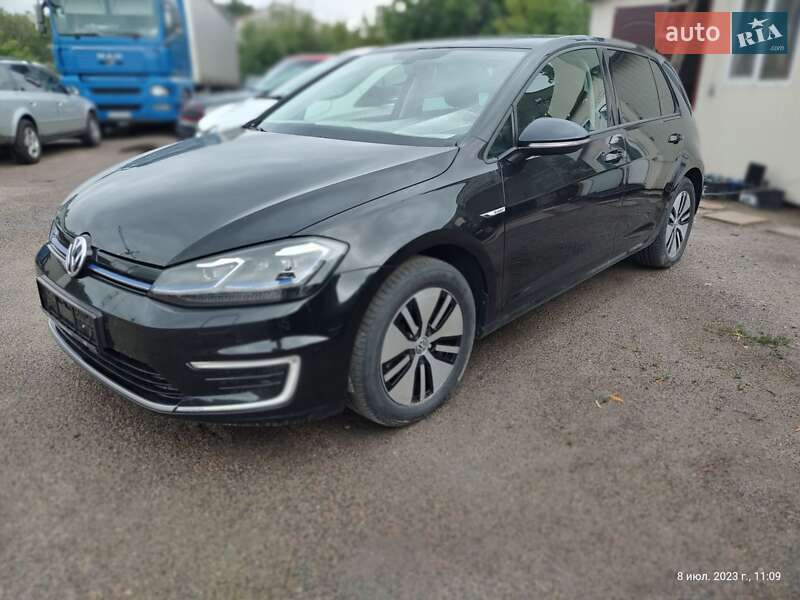 Хетчбек Volkswagen e-Golf 2020 в Черкасах