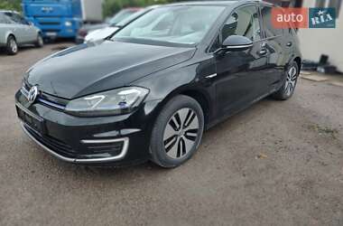 Хетчбек Volkswagen e-Golf 2020 в 