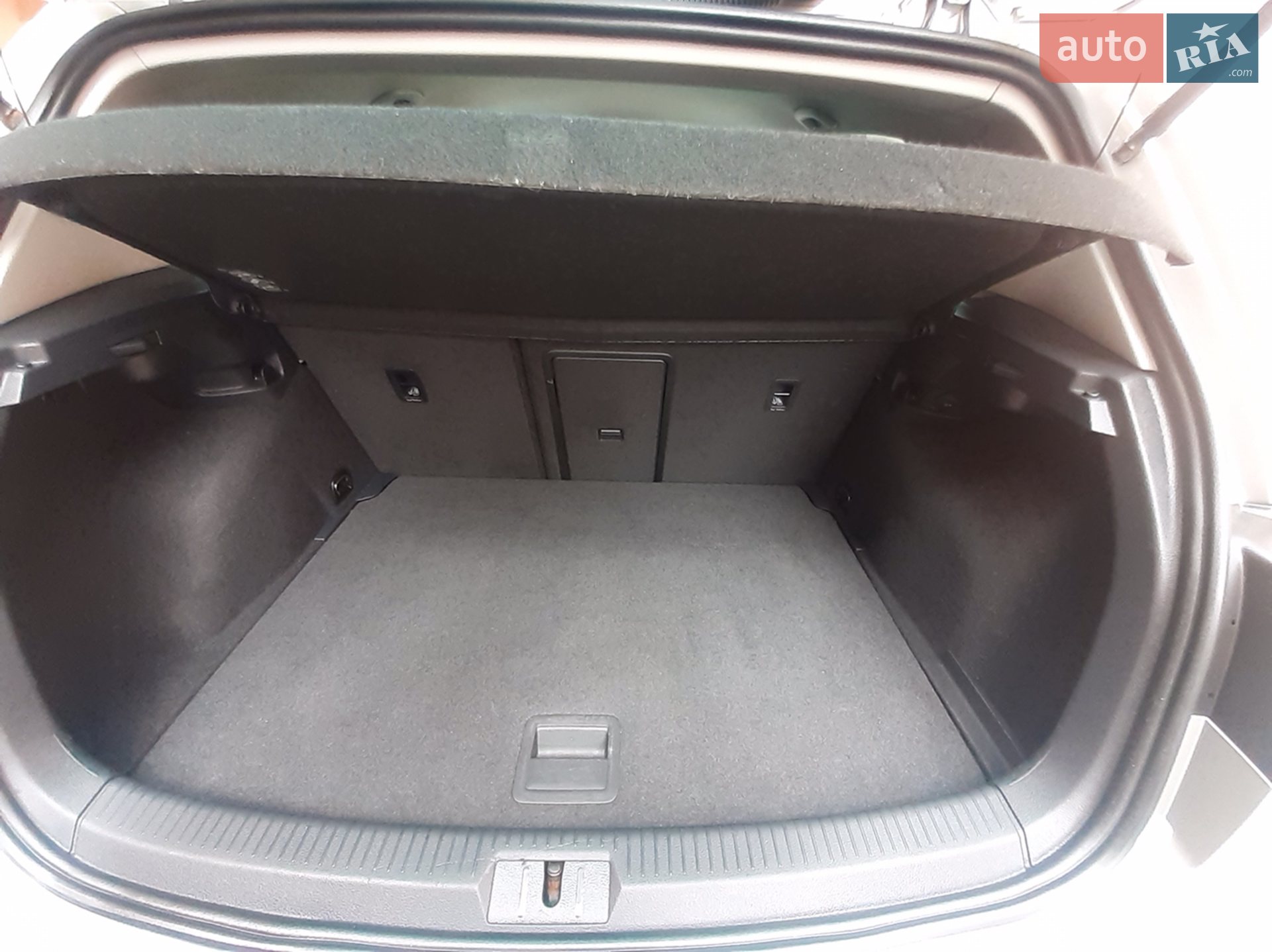 2014 Volkswagen Golf - мініатюра 27