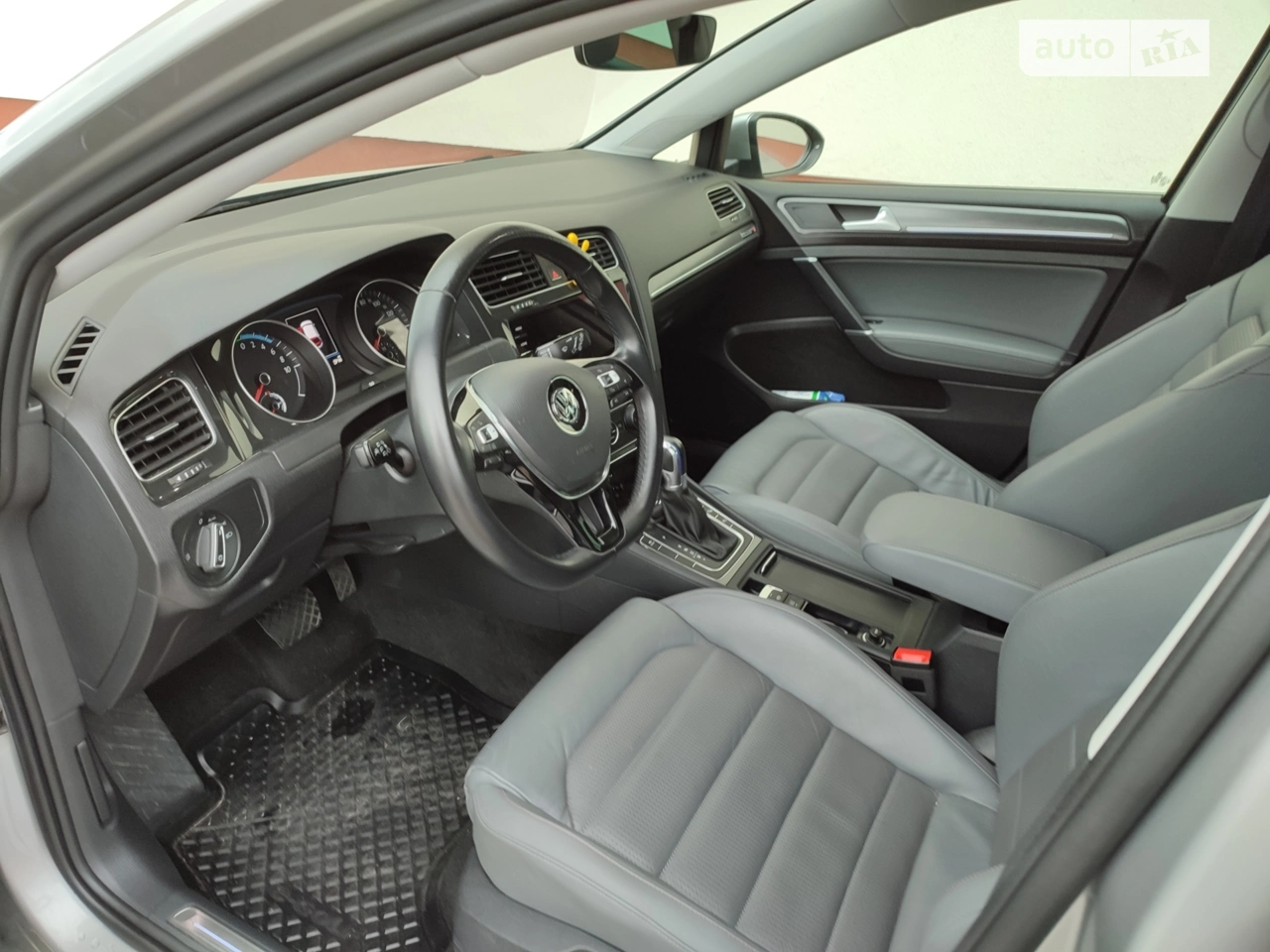 2017 Volkswagen Golf - мініатюра 18