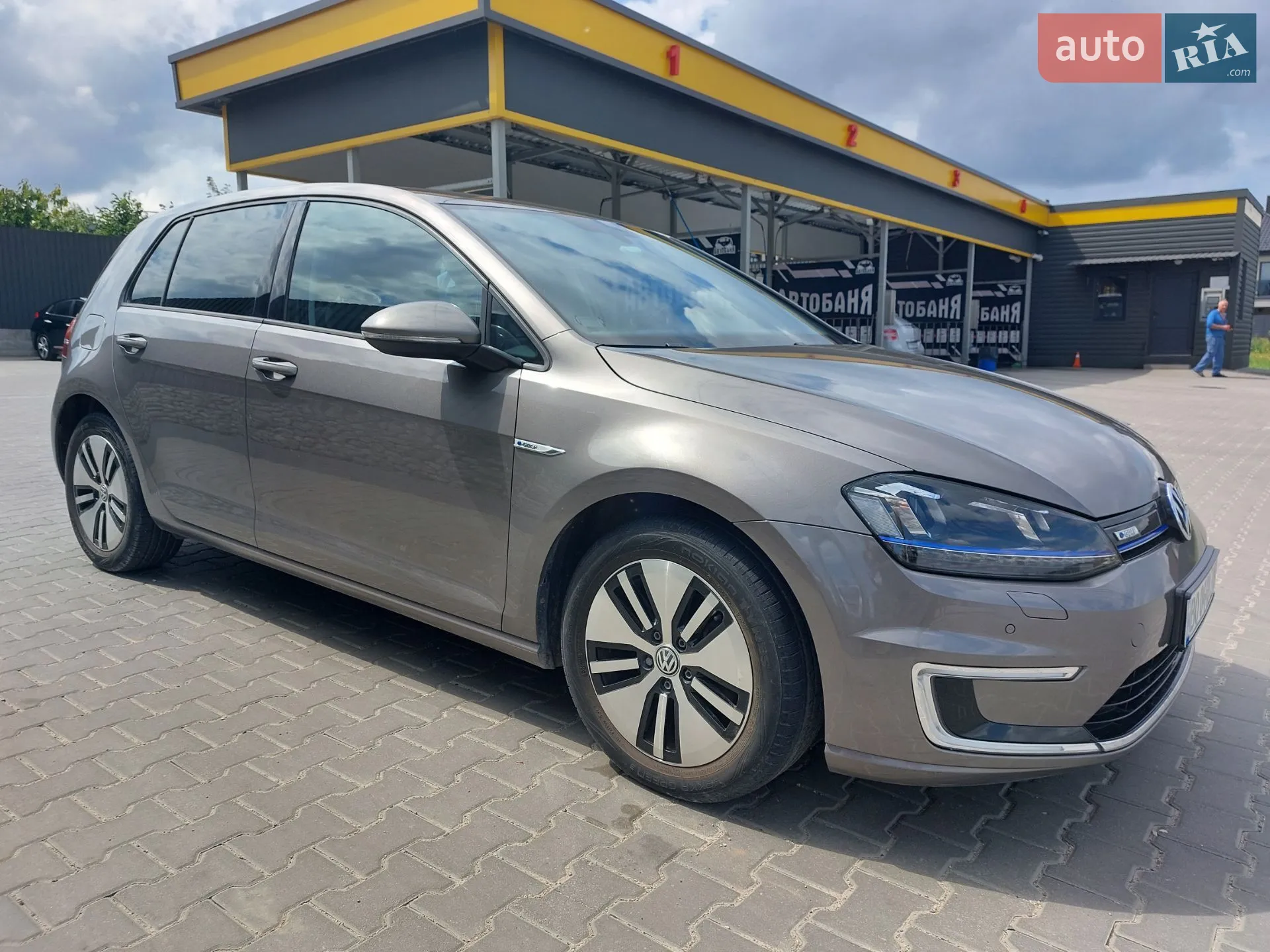 2016 Volkswagen Golf - мініатюра 10