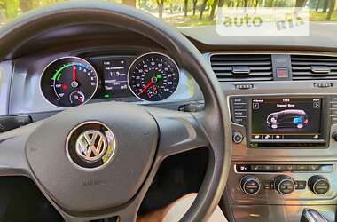 Хэтчбек Volkswagen e-Golf 2015 в Запорожье