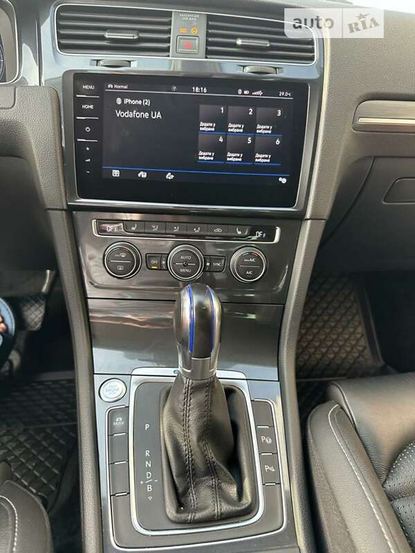 Хетчбек Volkswagen e-Golf 2017 в Луцьку