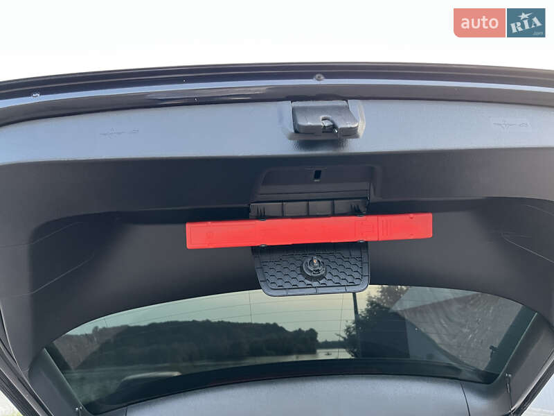 Хетчбек Volkswagen e-Golf 2017 в Бердичеві