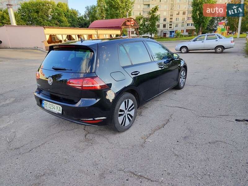 Хетчбек Volkswagen e-Golf 2015 в Харкові